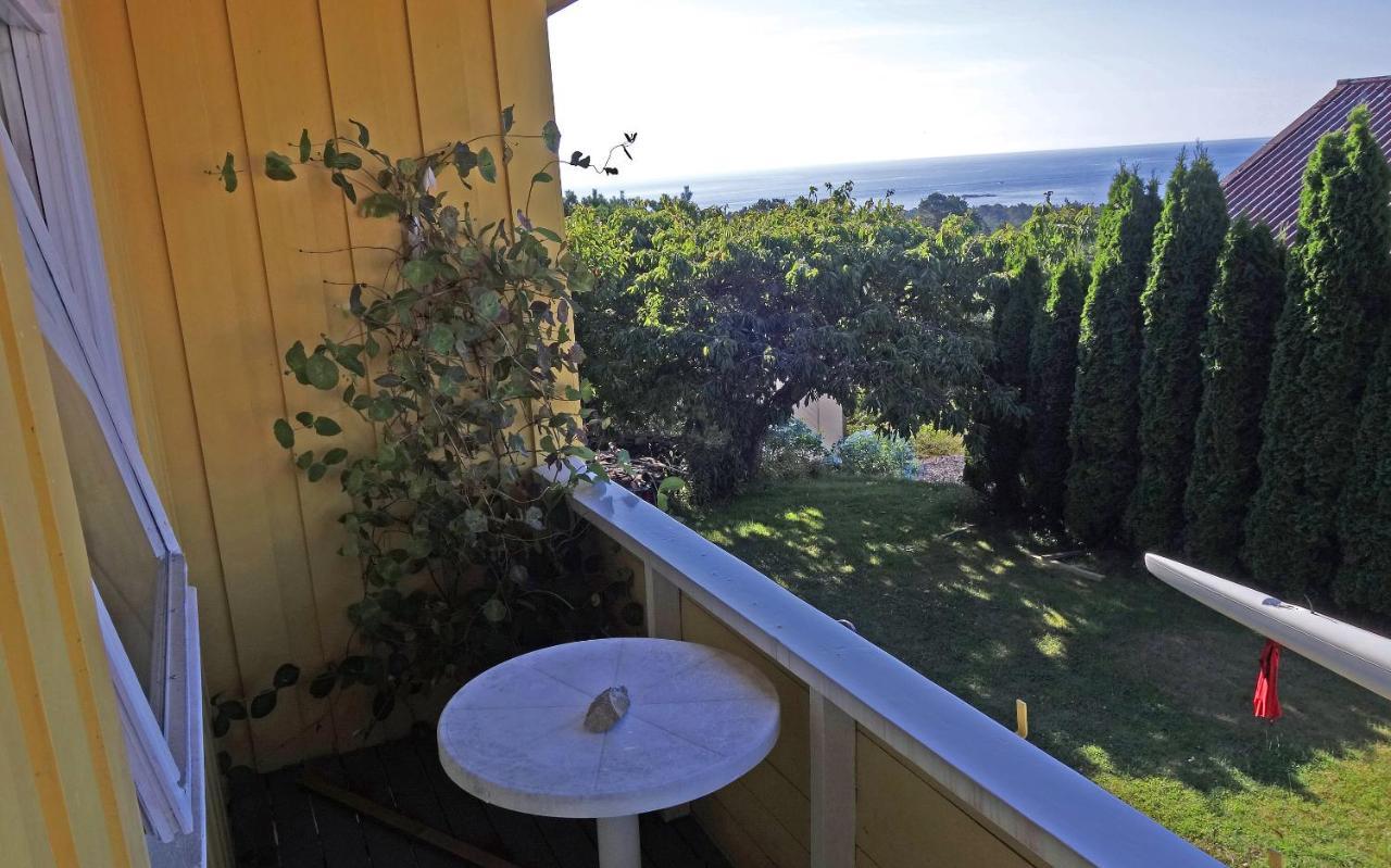 Risor Bed & Breakfast, Randvik Strand Екстер'єр фото